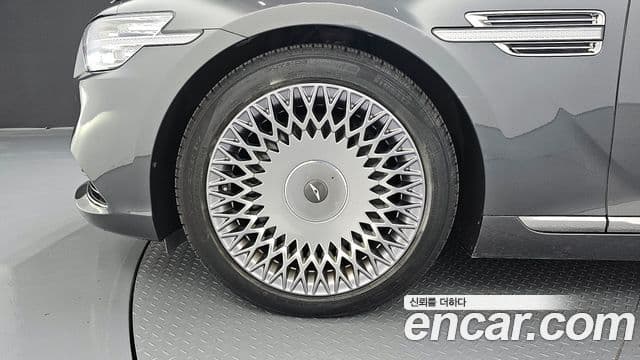 Genesis G90 Premium Luxury, 2019 все фото