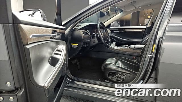 Genesis G90 Premium Luxury, 2019 10