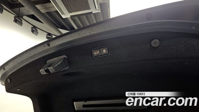 Genesis G90 Premium Luxury, 2019 20