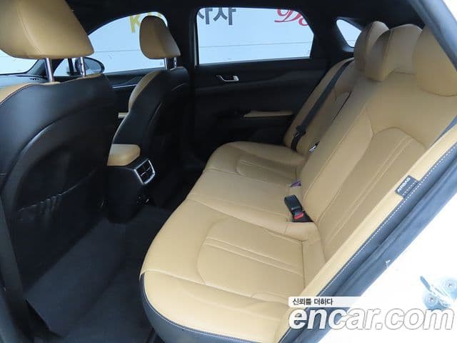 Kia K5 гибрид 3세대 Prestige, 2023 6