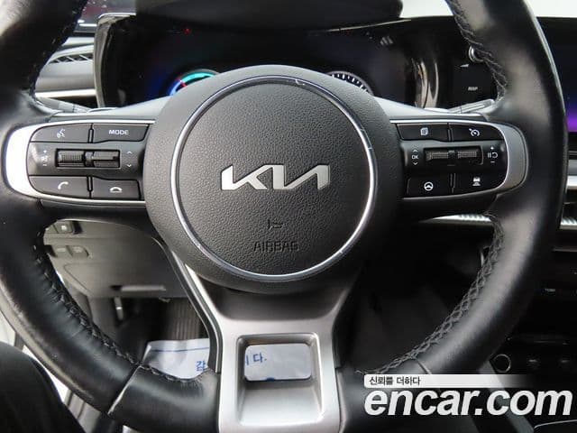 Kia K5 гибрид 3세대 Prestige, 2023 10