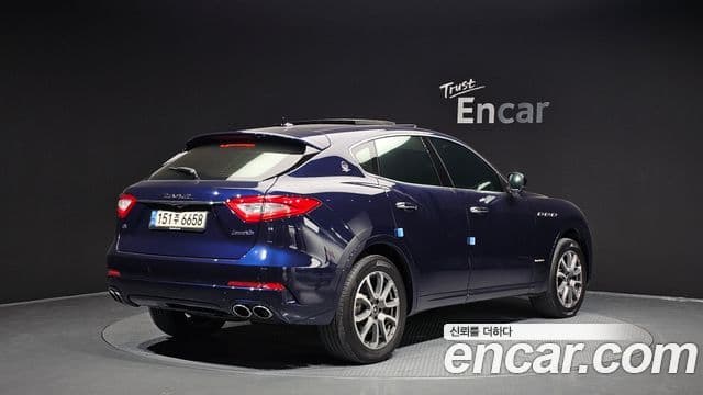 Maserati Levante 3.0 AWD GranLusso, 2020 2