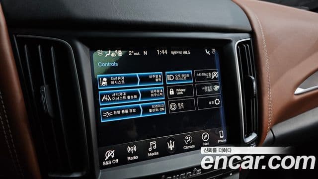 Maserati Levante 3.0 AWD GranLusso, 2020 16