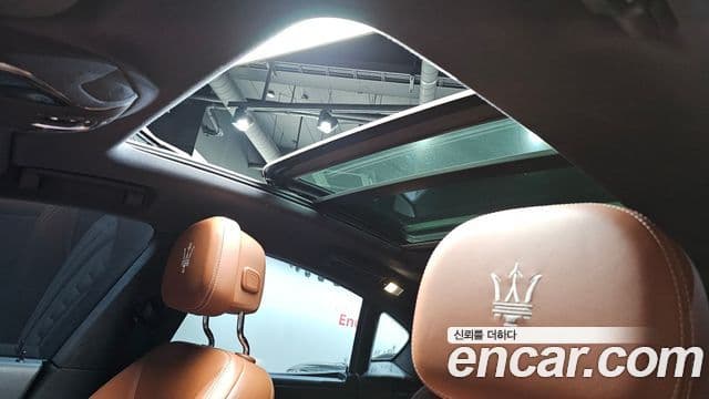 Maserati Levante 3.0 AWD GranLusso, 2020 18