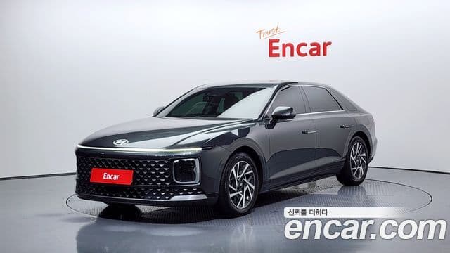 Hyundai Grandeur (GN7) Premium, 2023 1