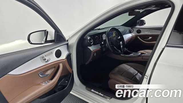 Mercedes-Benz E-класс W213 Avantgarde, 2021 10