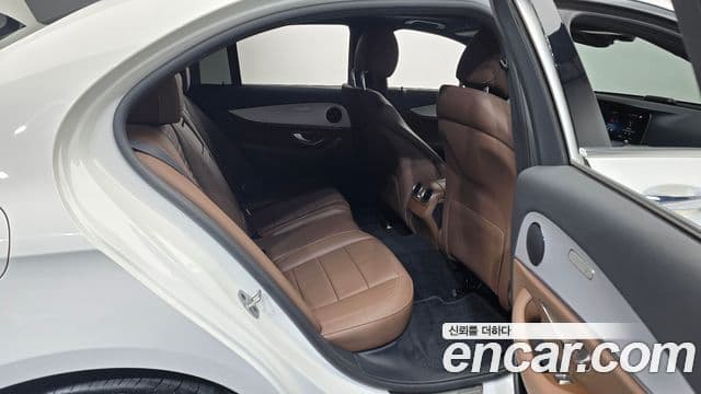Mercedes-Benz E-класс W213 Avantgarde, 2021 12