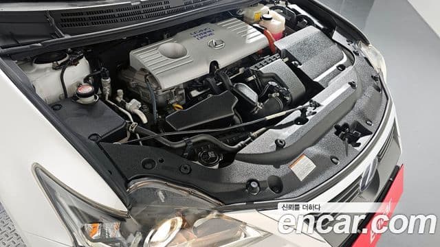 Lexus CT200h ZWA10, 2015 6