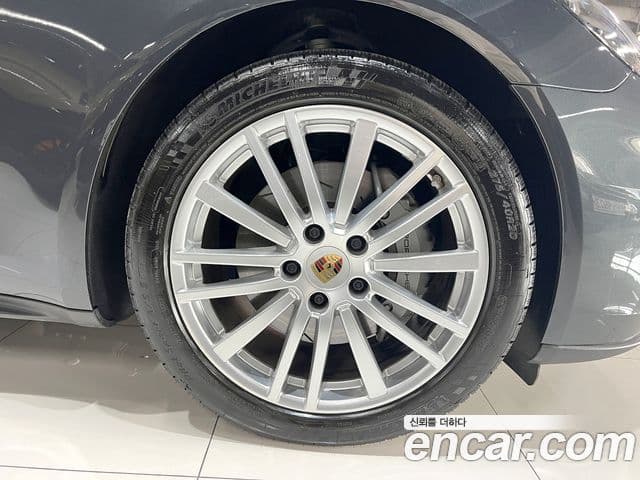 Porsche Panamera (971) 2.9 4S, 2018 16