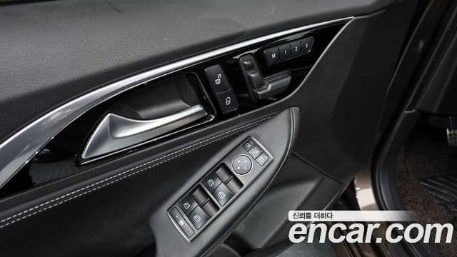 Infiniti Q30 Premium, 2017 11