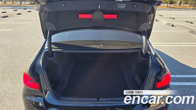 BMW 5시리즈 (G30) Luxury, 2023 16