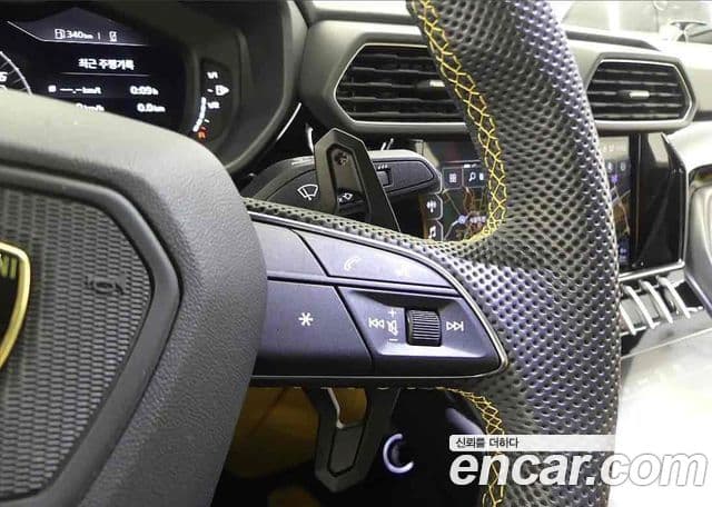 Lamborghini Urus 4.0 V8, 2022 15