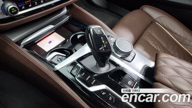 BMW 5시리즈 (G30) 523d M Sport, 2023 9