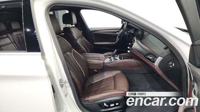 BMW 5시리즈 (G30) 523d M Sport, 2023 11