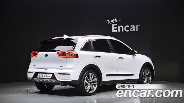 Kia Niro Prestige, 2018 2