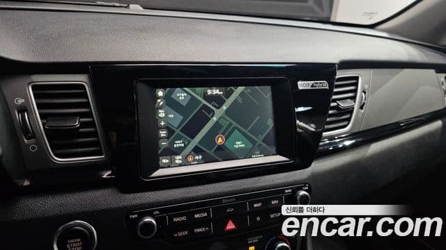 Kia Niro Prestige, 2018 14