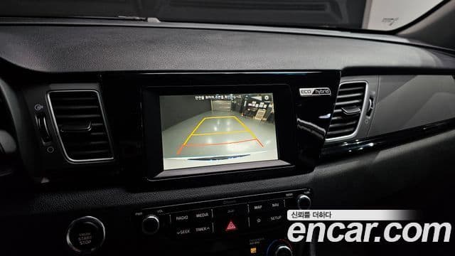 Kia Niro Prestige, 2018 15