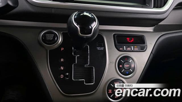 Kia The / новый New Ray Signature, 2021 9