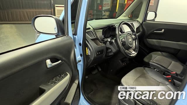 Kia The / новый New Ray Signature, 2021 10