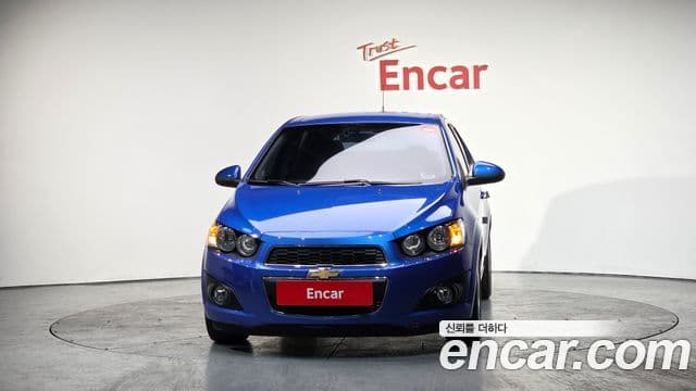 Chevrolet(GM대우) 아베오 хэтчбек топовая версия, 2012 3