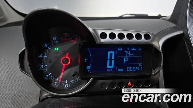 Chevrolet(GM대우) 아베오 хэтчбек топовая версия, 2012 8