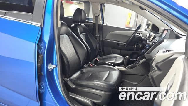 Chevrolet(GM대우) 아베오 хэтчбек топовая версия, 2012 10