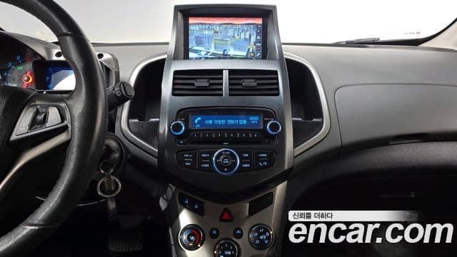 Chevrolet(GM대우) 아베오 хэтчбек топовая версия, 2012 14