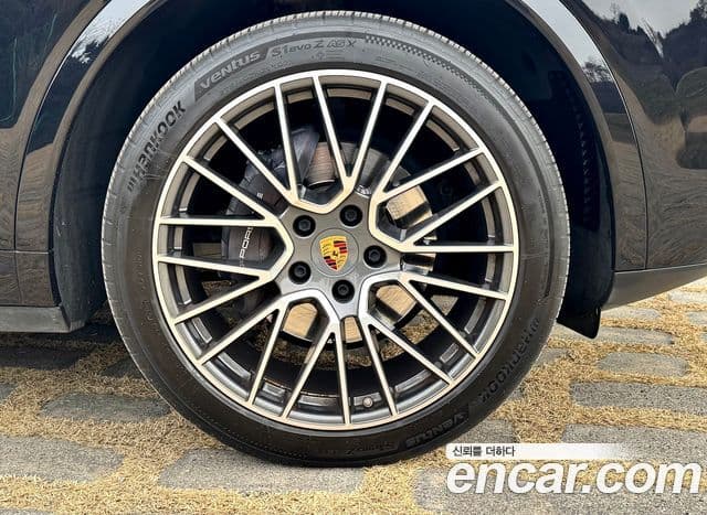 Porsche Cayenne (PO536) 3.0 купе, 2021 8