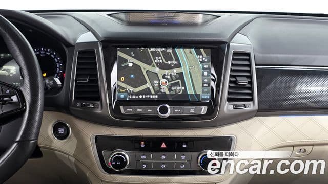 KG모빌리티(SsangYong) G4 Rexton белый Edition, 2020 14