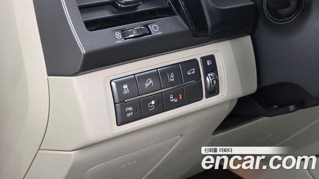 KG모빌리티(SsangYong) G4 Rexton белый Edition, 2020 16