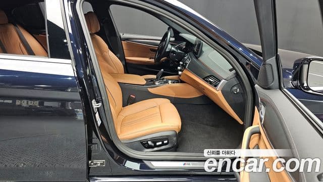 BMW 5시리즈 (G30) 520i M Sport, 2023 11