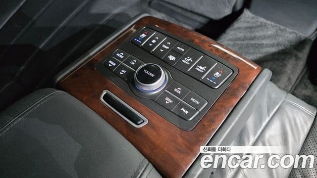 Hyundai Equus(новый кузов / новое поколение) Prestige, 2012 18