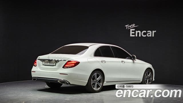 Mercedes-Benz E-класс W213 Avantgarde, 2019 2
