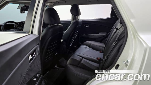 KG모빌리티(SsangYong) Berry New Tivoli V3, 2022 11