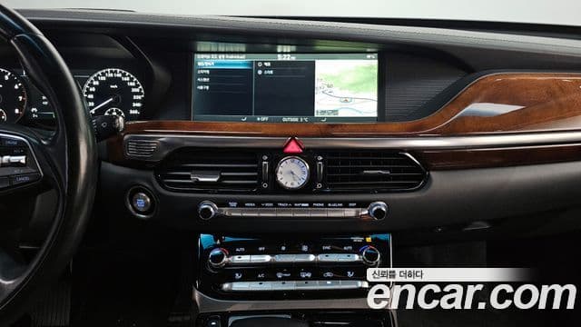 Genesis EQ900 Premium Luxury, 2017 15