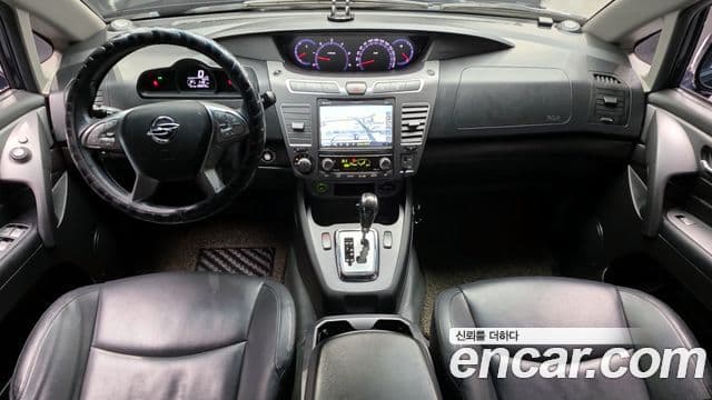 KG모빌리티(SsangYong) Korando 투리스모 4WD TX 9인승, 2018 7