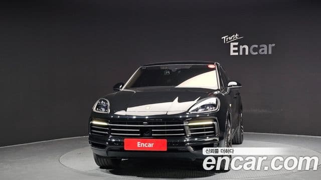 Porsche Cayenne (PO536) 3.0 E-гибрид купе Platinum Edition, 2023 3