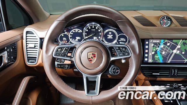 Porsche Cayenne (PO536) 3.0 E-гибрид купе Platinum Edition, 2023 14