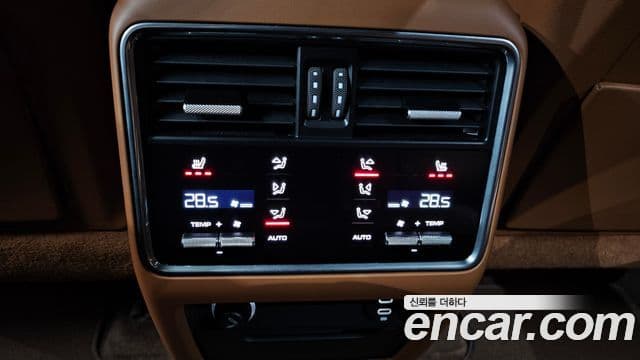 Porsche Cayenne (PO536) 3.0 E-гибрид купе Platinum Edition, 2023 19