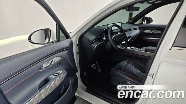 Genesis GV70, 2024 10