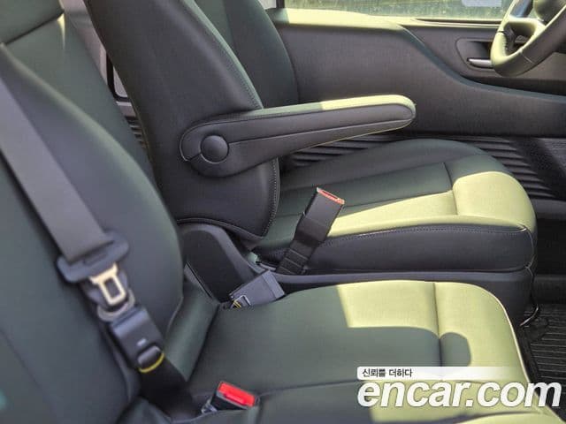 Hyundai Staria Modern, 2025 7