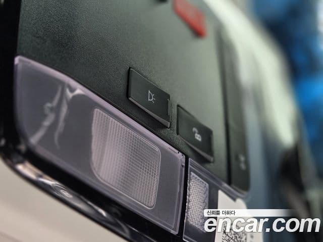 Hyundai Staria Modern, 2025 17