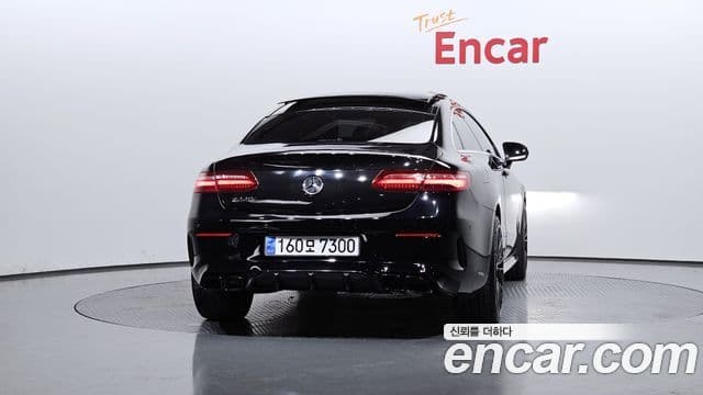 Mercedes-Benz E-класс W213 E220d купе, 2017 4