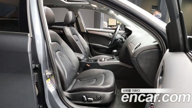 Audi New A4 B8, 2015 11