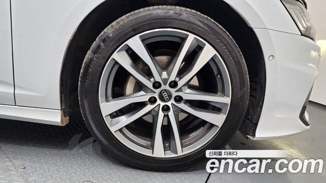 Audi A6 (C8) Premium, 2023 все фото