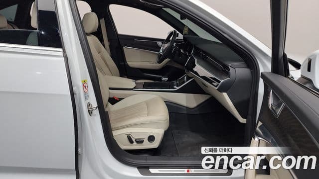 Audi A6 (C8) Premium, 2023 11