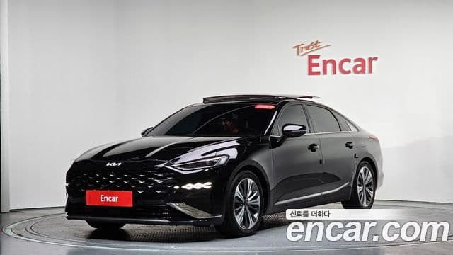 Kia K8 гибрид Signature, 2022 11