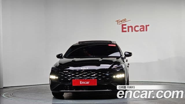 Kia K8 гибрид Signature, 2022 3