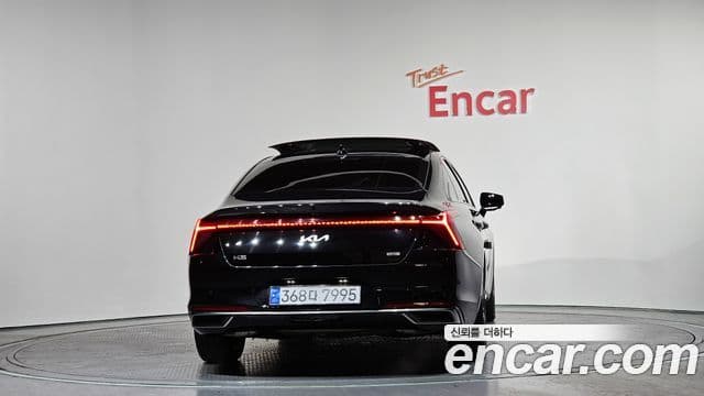 Kia K8 гибрид Signature, 2022 4