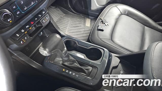 Chevrolet(GM대우) real New 콜로라도 3.6 Z71-X Midnight 4WD, 2021 9